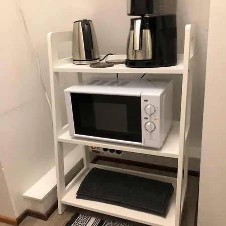 Santa's Riverside Apartman